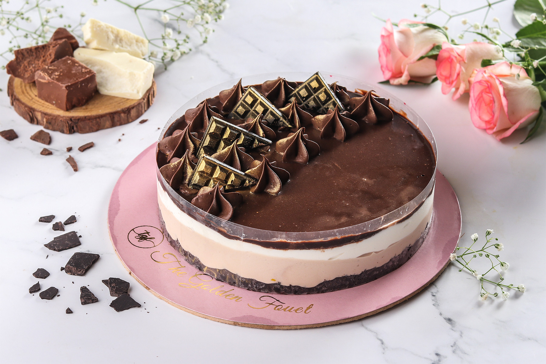 4 Layered Chocolate Oreo Cheesecake