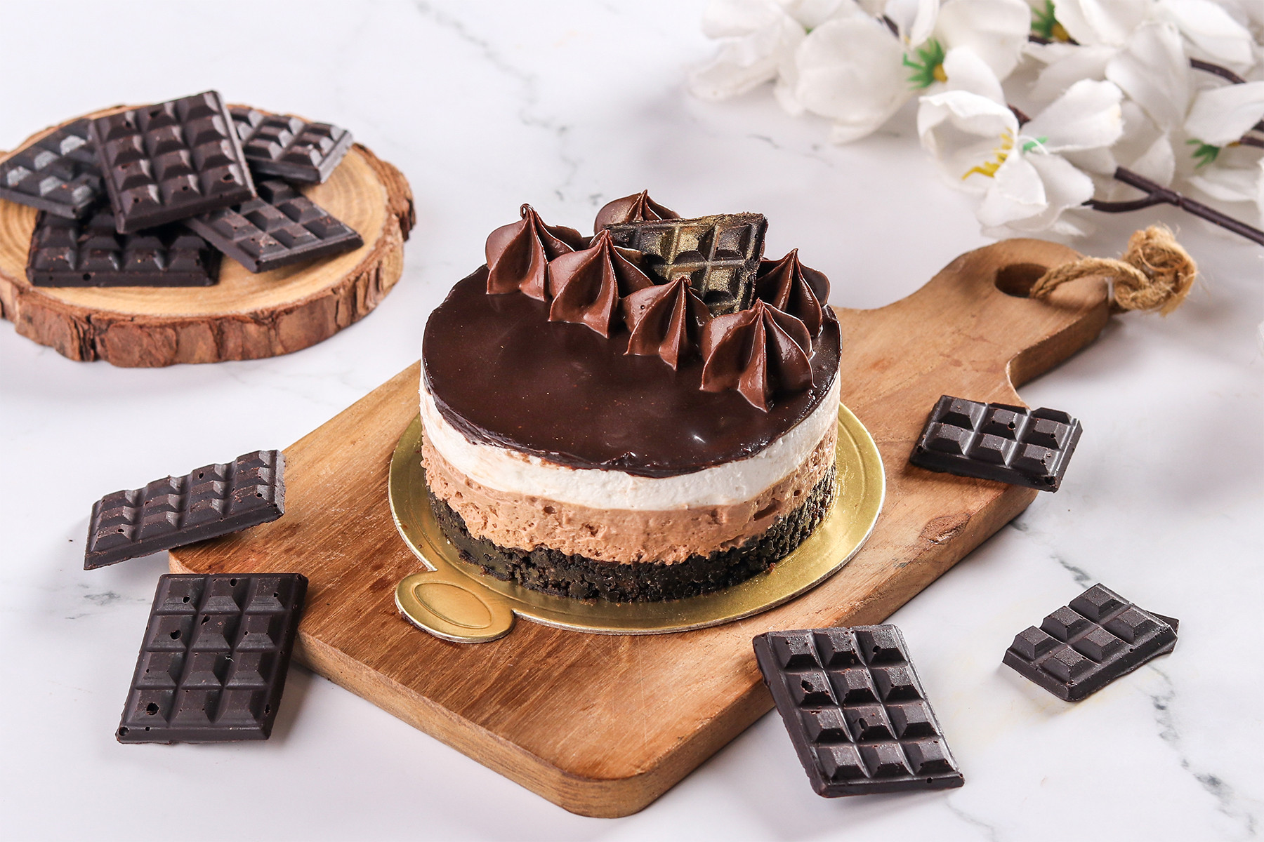 Mini 4 Layered Oreo Chocolate Cheesecake