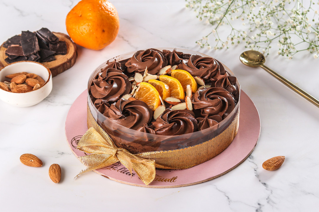 Vegan Sugar Free Chocolate Orange Roasted AlmondCake